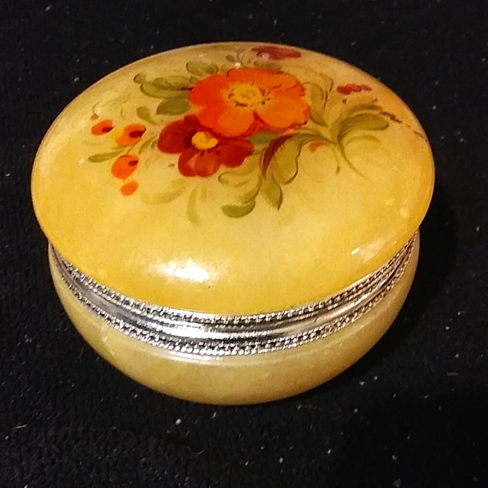 Vintage trinket box